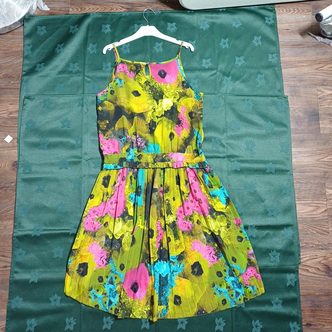 فستان بناتي أخضر من بينكو مقاس XXL 02498