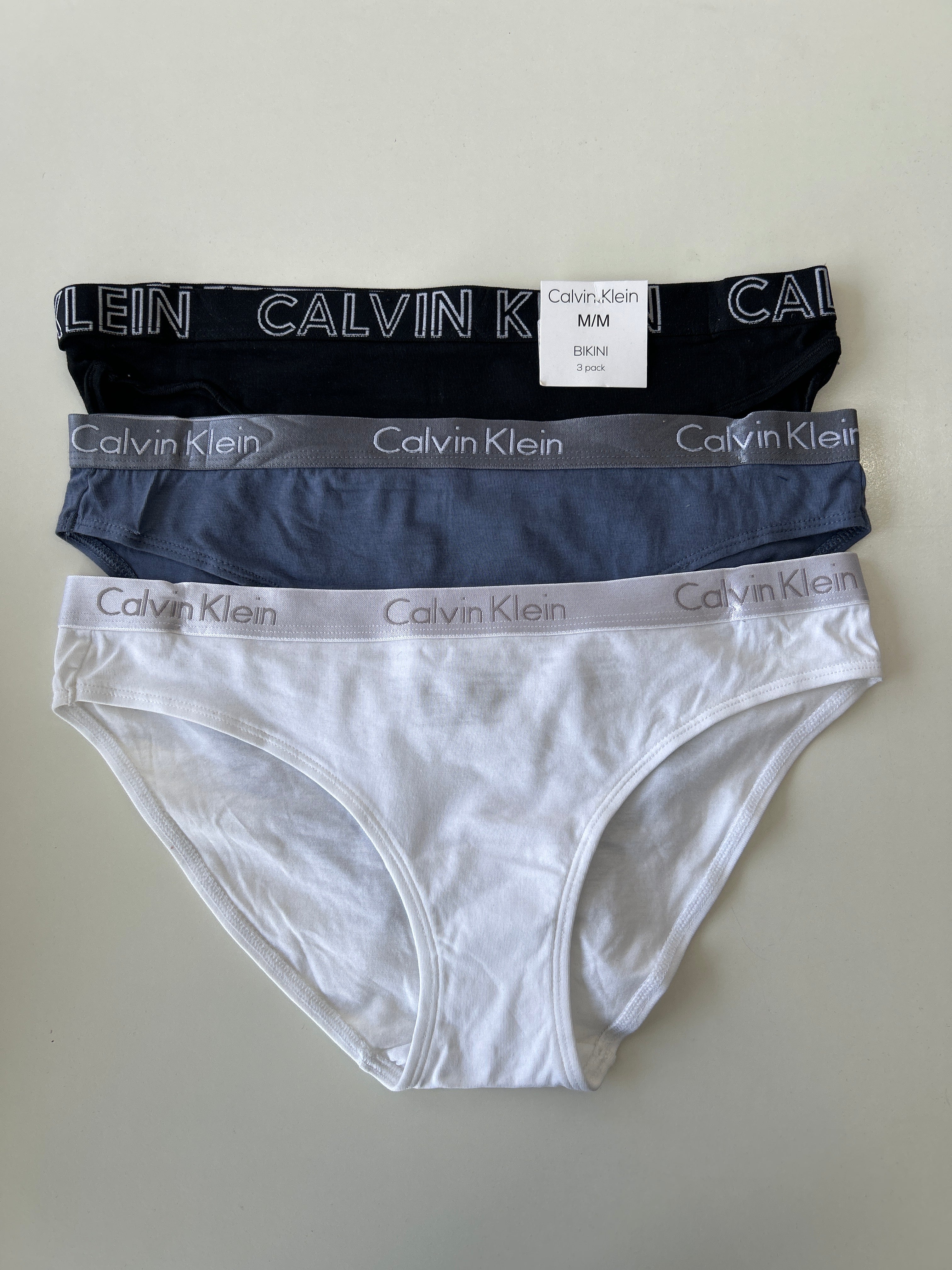 M Calvin Klein مجموعة من 3 قطع بيكيني داخلية