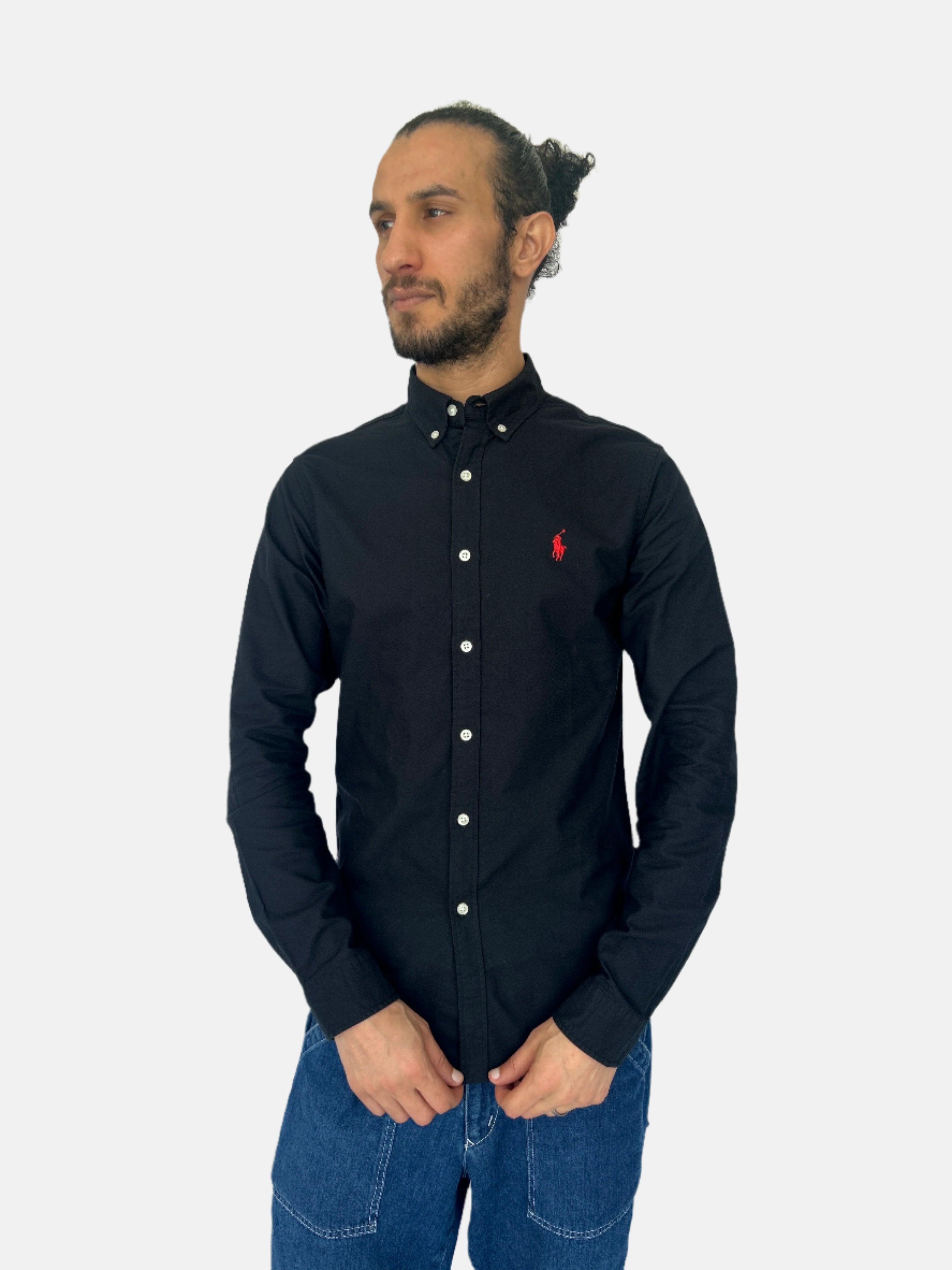 قميص رجالي رالف لورين أسود سادة بقصّة Slim Fit مقاس صغير