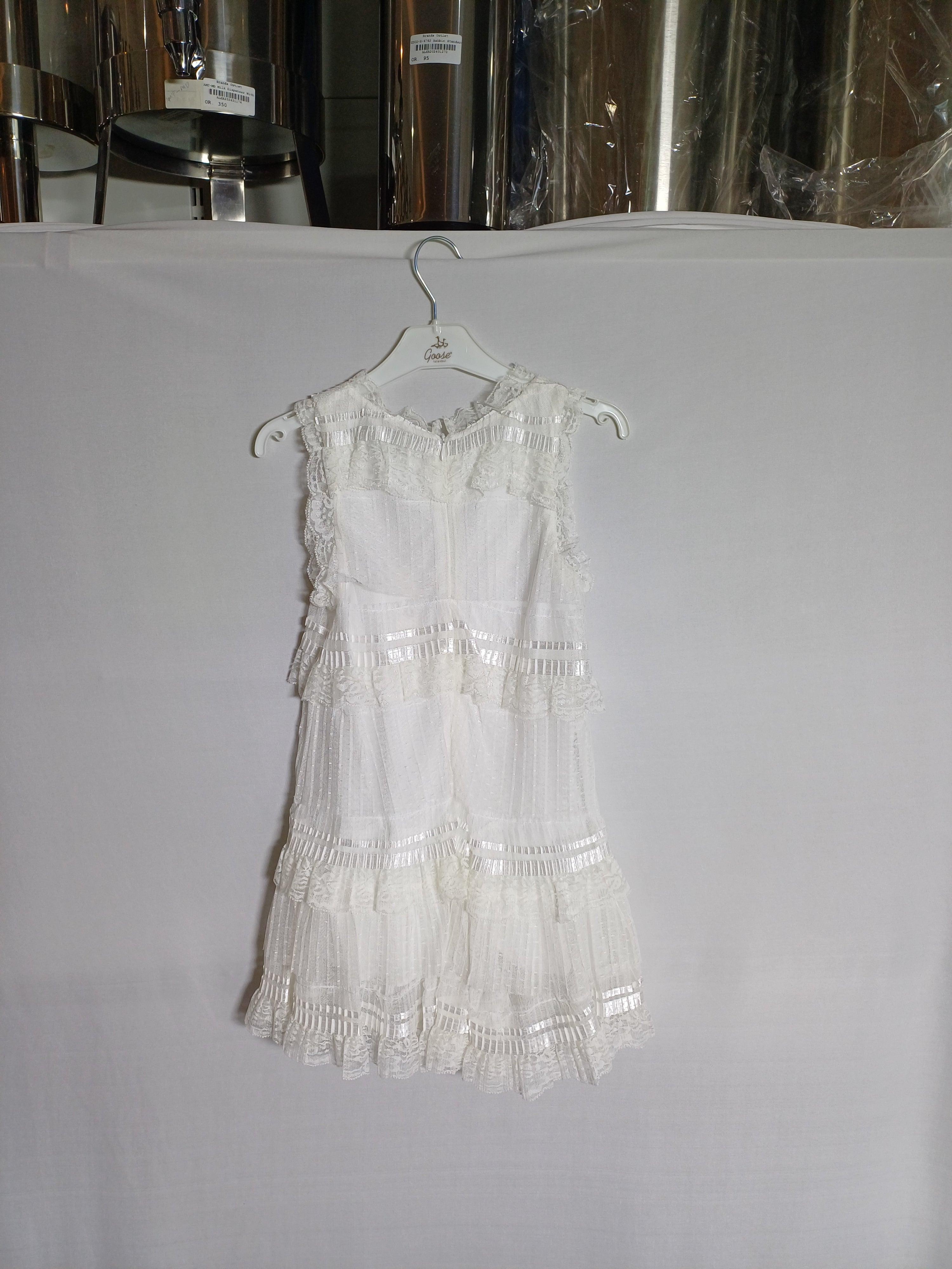 Goose Girl Sleeveless Dress G1 White G16Y60637