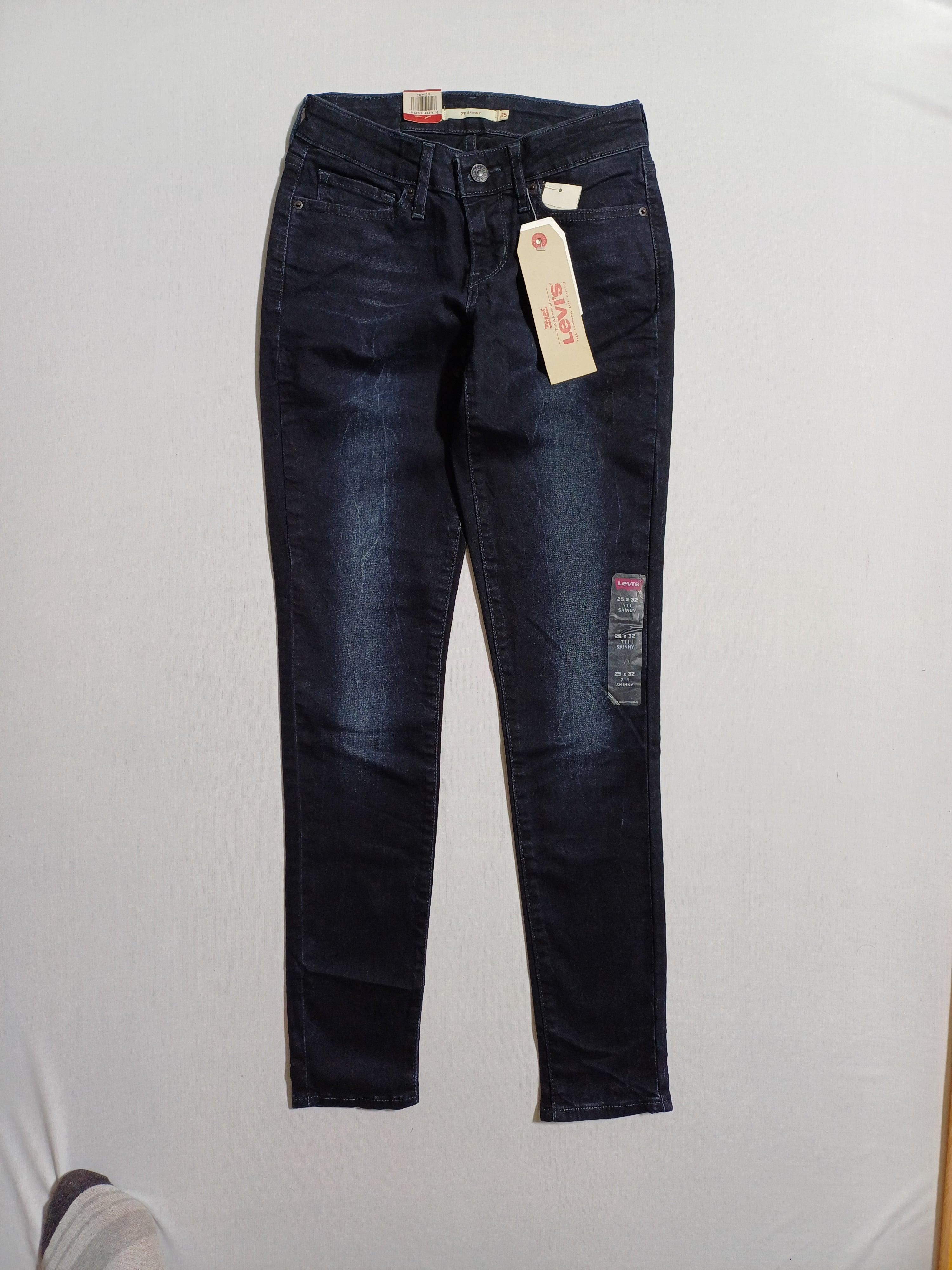 LEVI'S 25X32 711 SKINNY GIRL JEANS BLACK