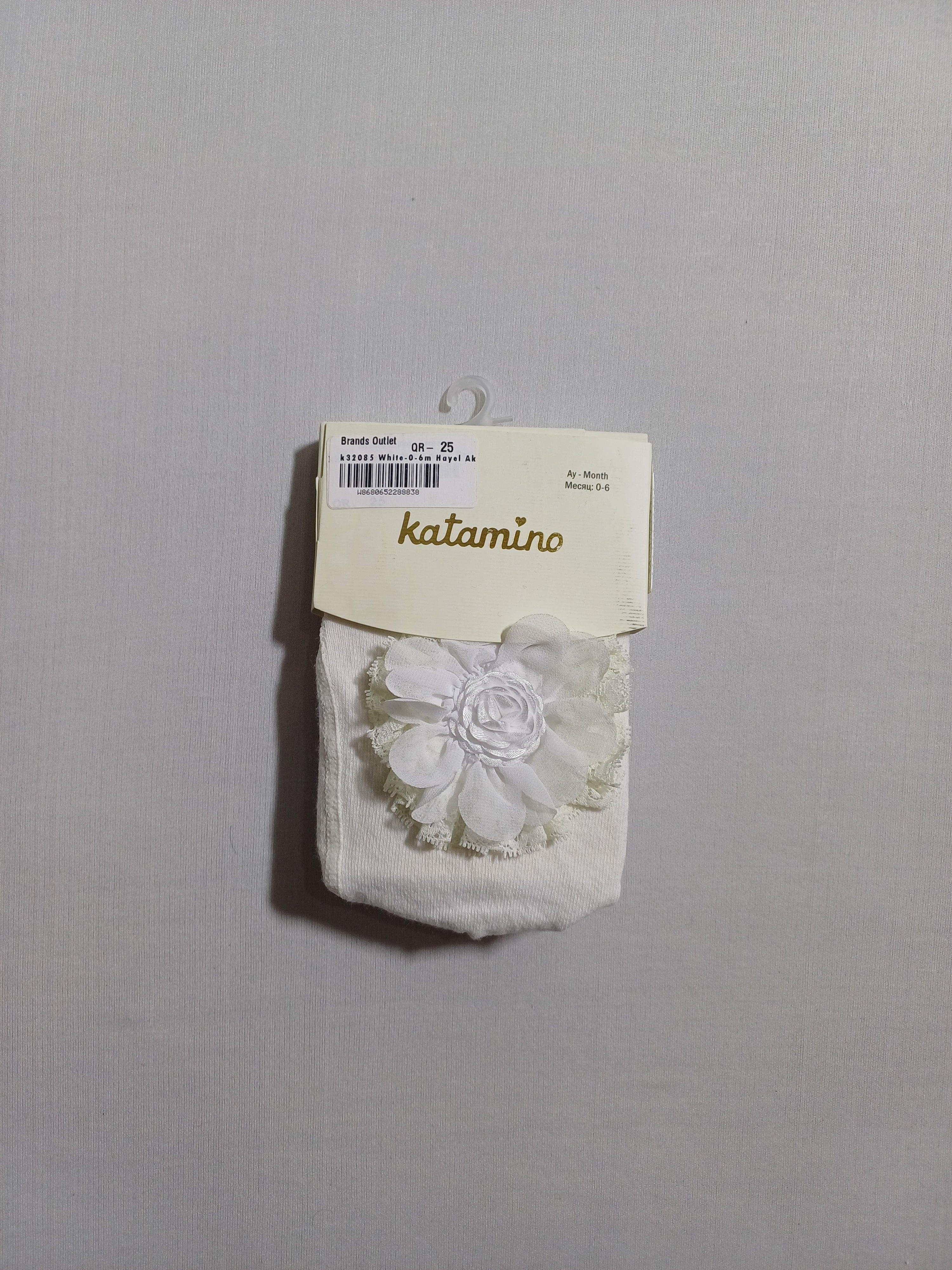 k32085 جوارب بيضاء للأطفال من Hayel Aks.