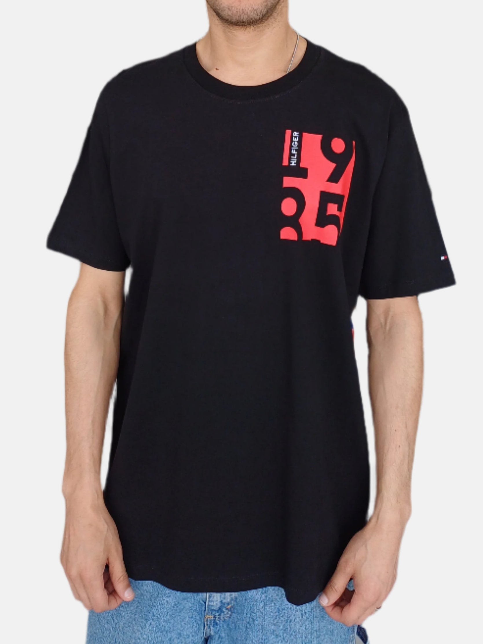 Tommy Hilfiger Men Round Neck T-Shirt 8 Black 7073708245