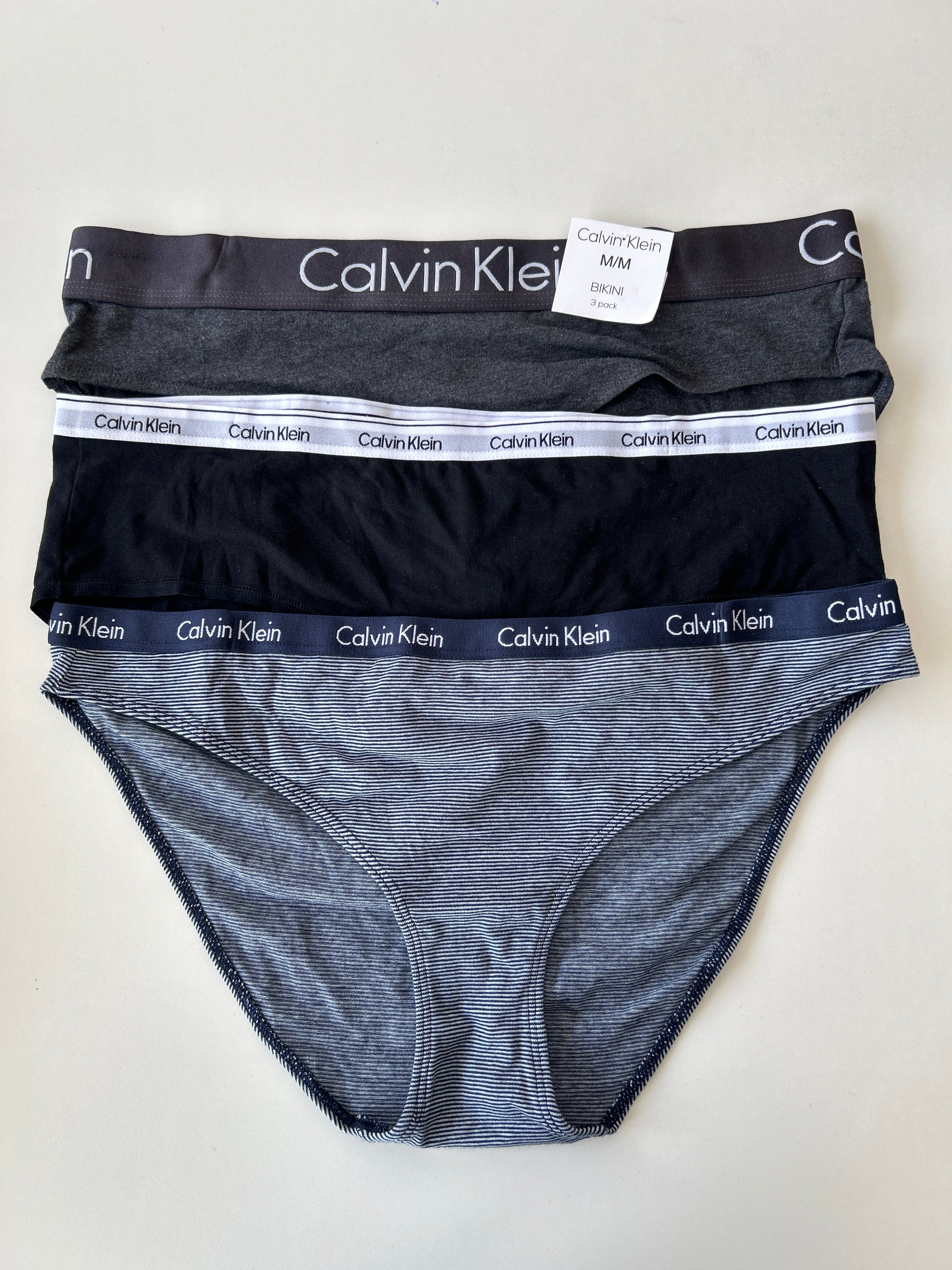 M Calvin Klein مجموعة من 3 قطع بيكيني داخلية